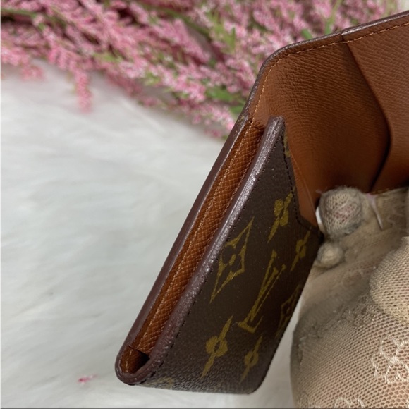 Authentic Louis Vuitton Monogram Card Holder Porte Cartes Datecode:CA1928 - Picture 5 of 11